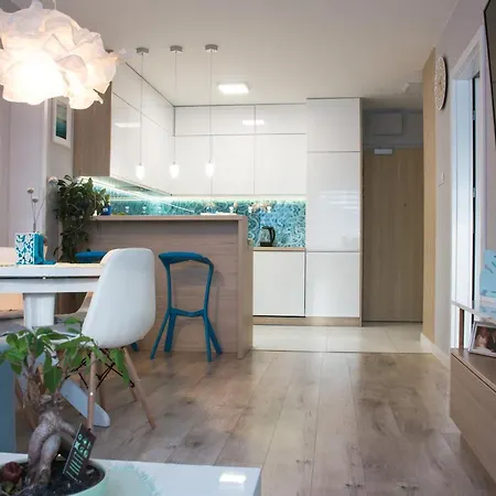 Fala-miodowy Dom * Kolobrzeg